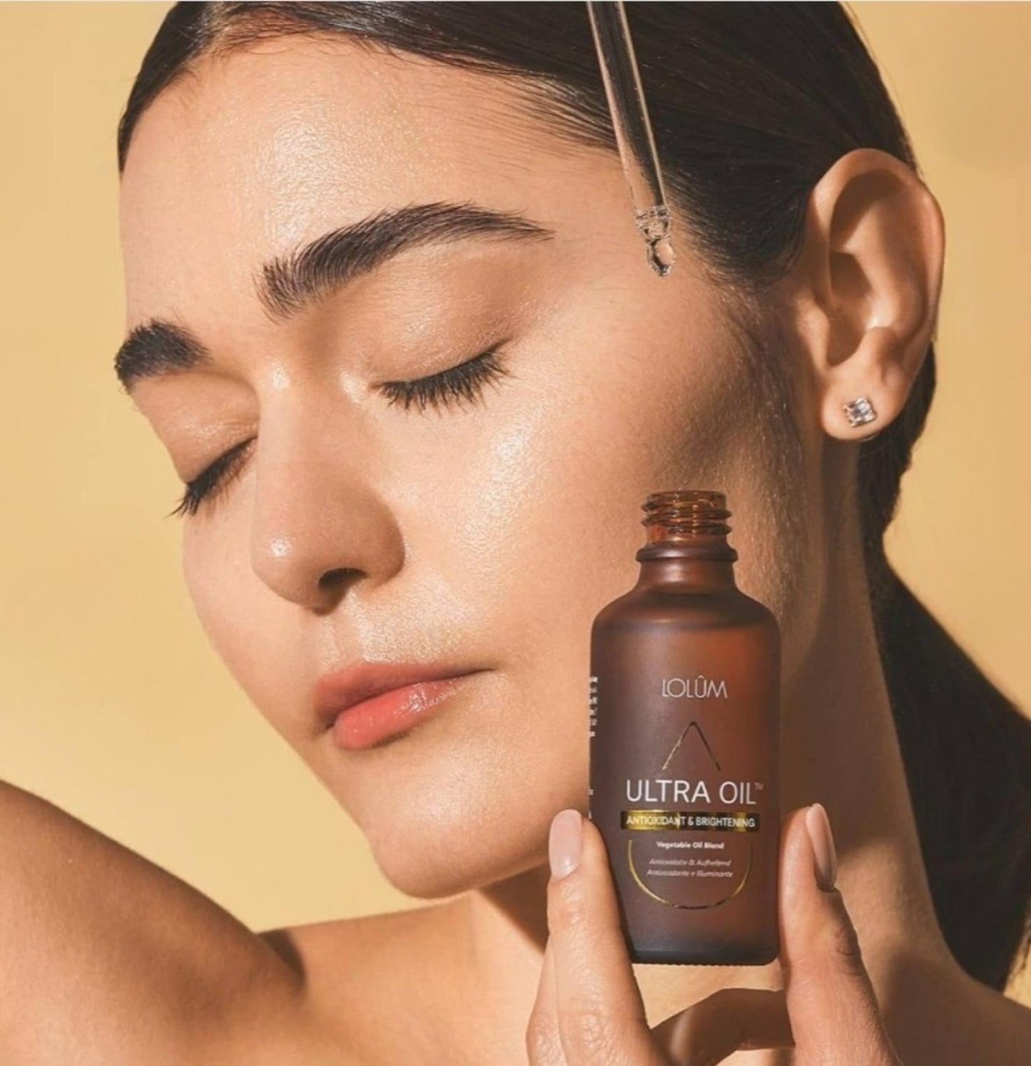 ULTRA OIL™ – Blend of vegetable oils with antioxidant and illuminating action - 50 ml Enriched with Hyaluronic Acid